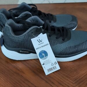 Men's Gray Athletic Shoes